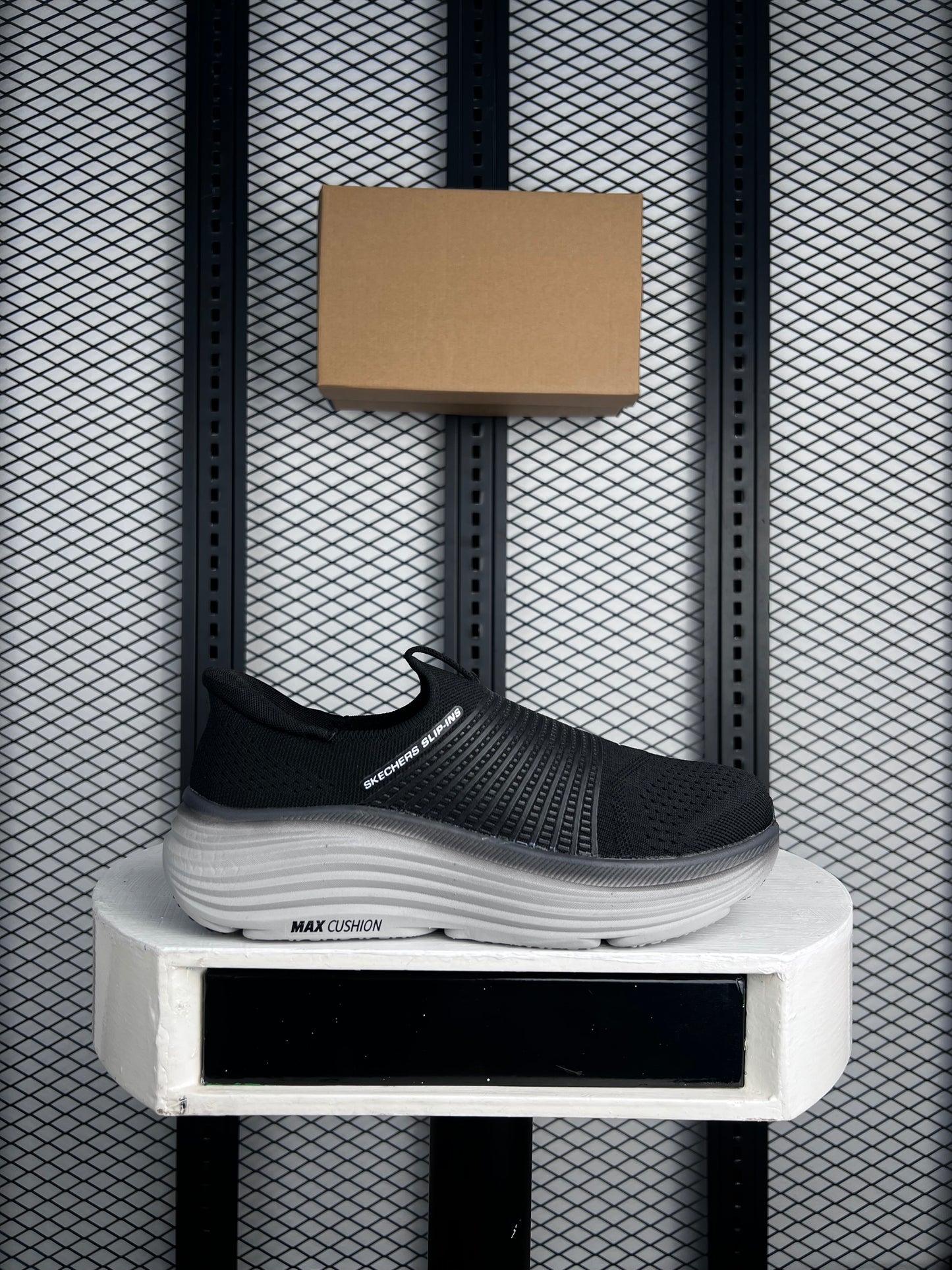 Special Edition Sneaker