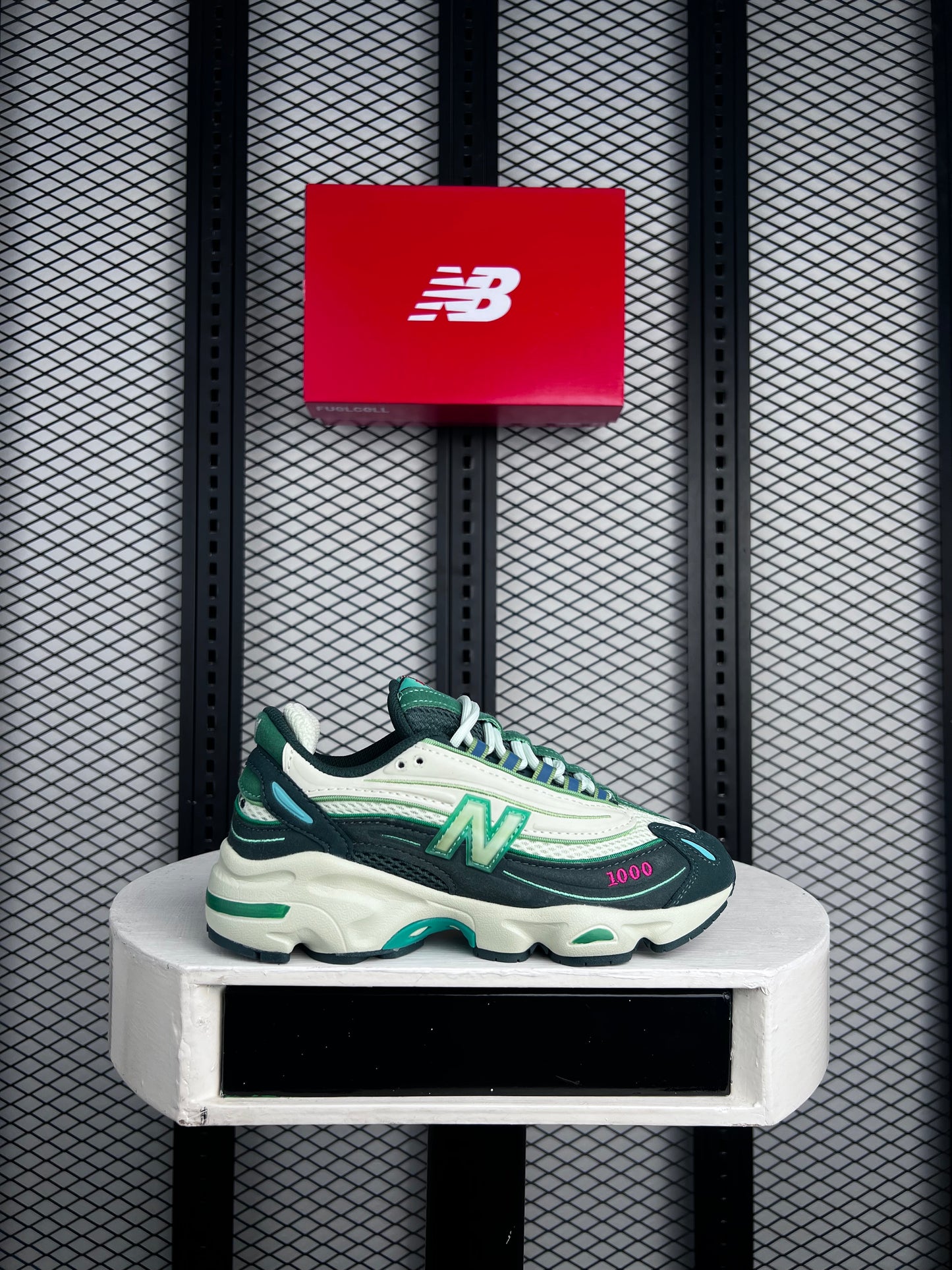 Ladies Luxury Sneaker