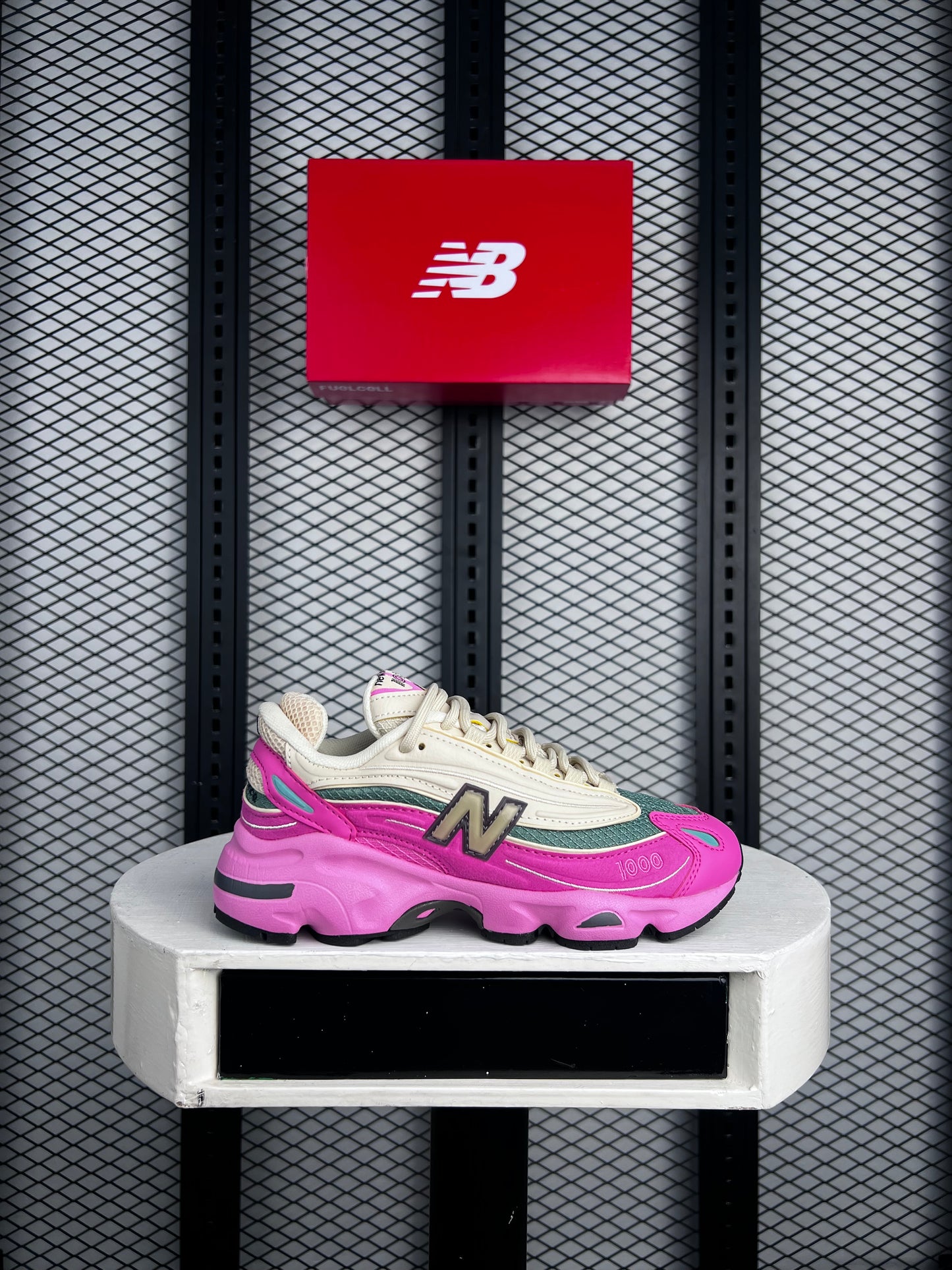 Ladies Luxury Sneaker