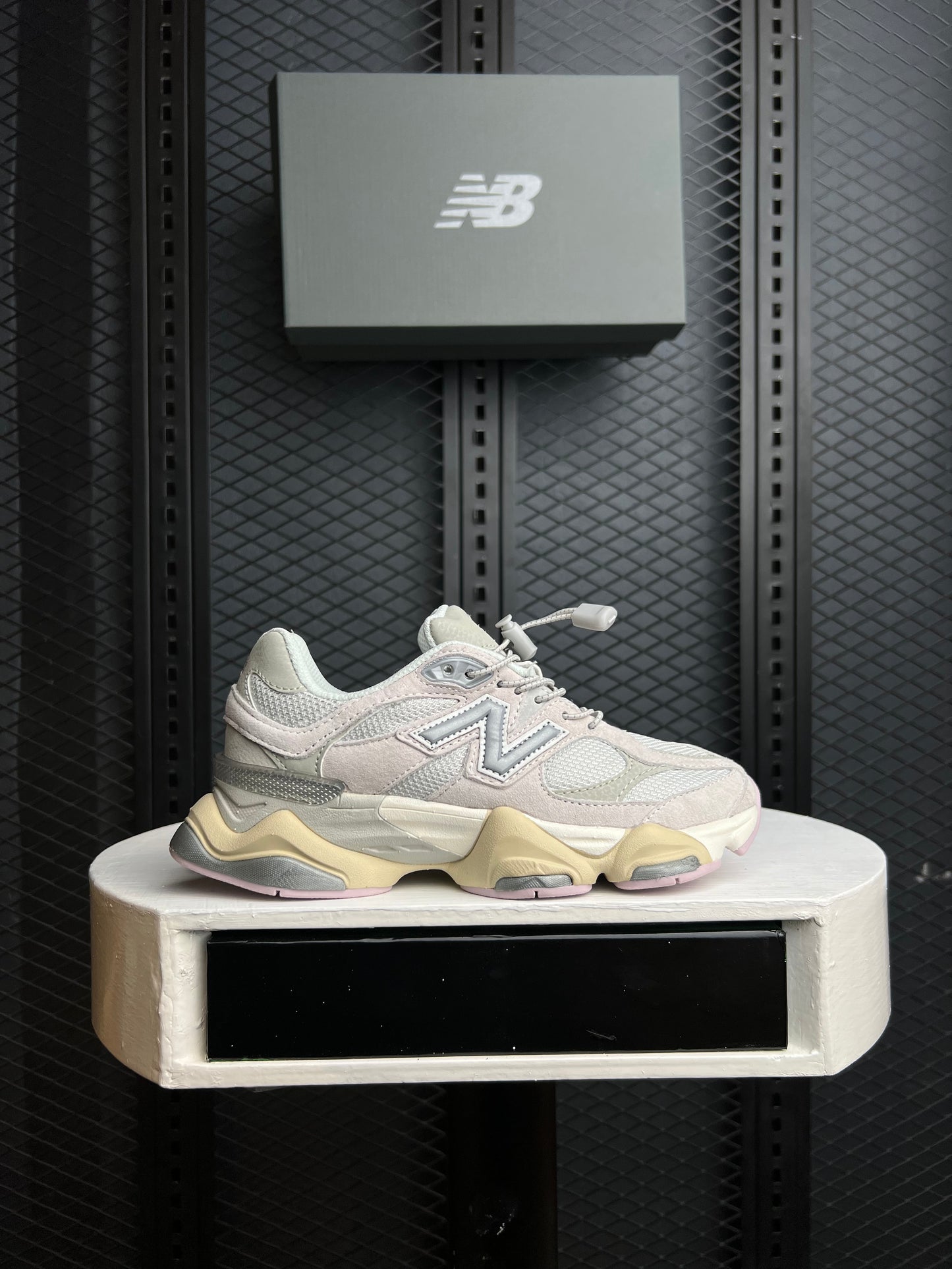 9060 NBA Special Edition