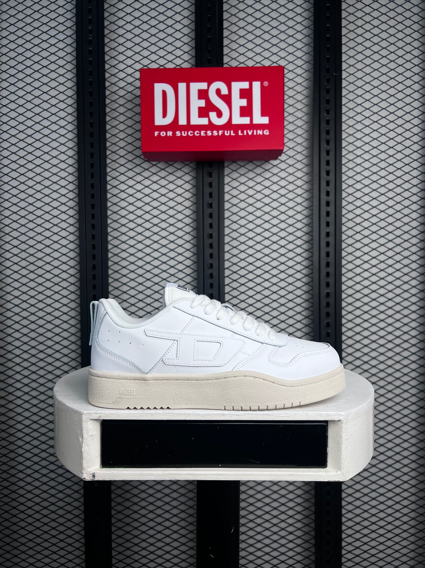 Men’s lifestyle sneaker