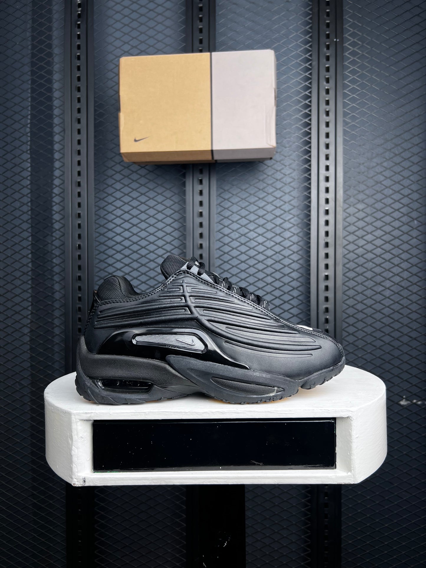 Men’s hot step 2 Nocta Sneakers