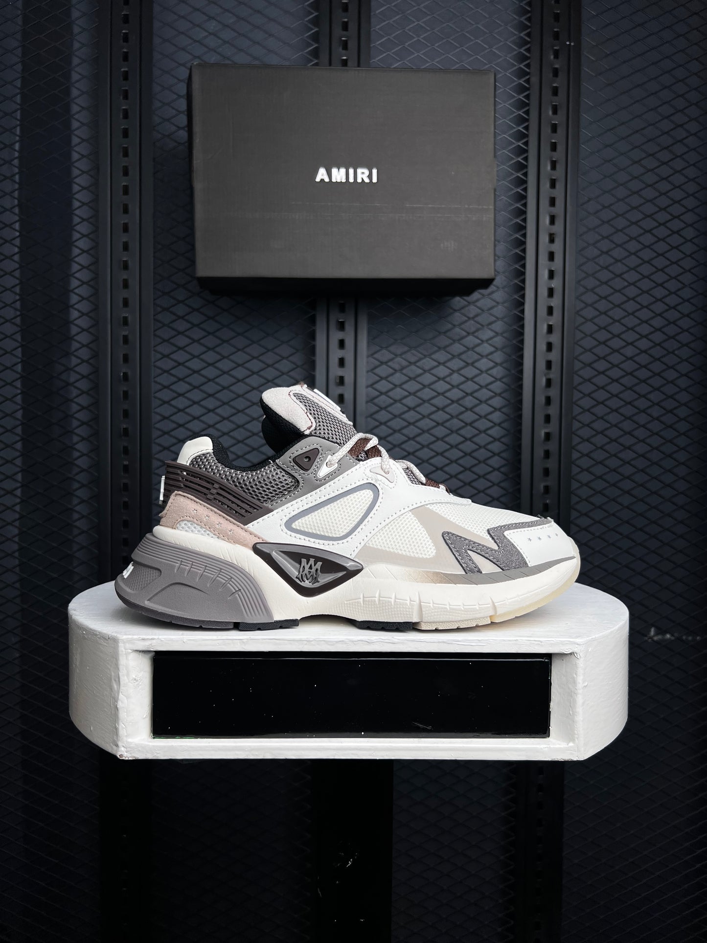 AMR Lifestyle Sneaker