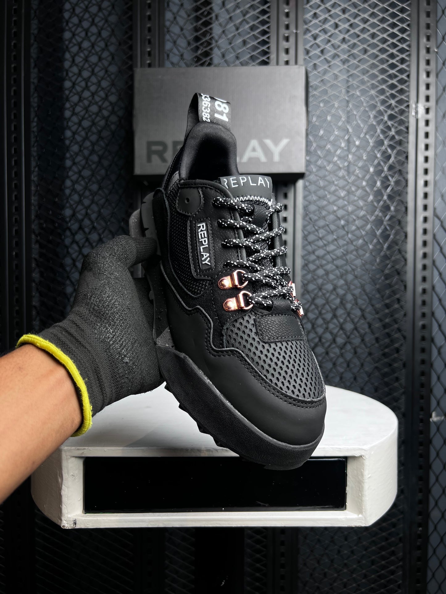 Men’s Lifestyle Sneakers