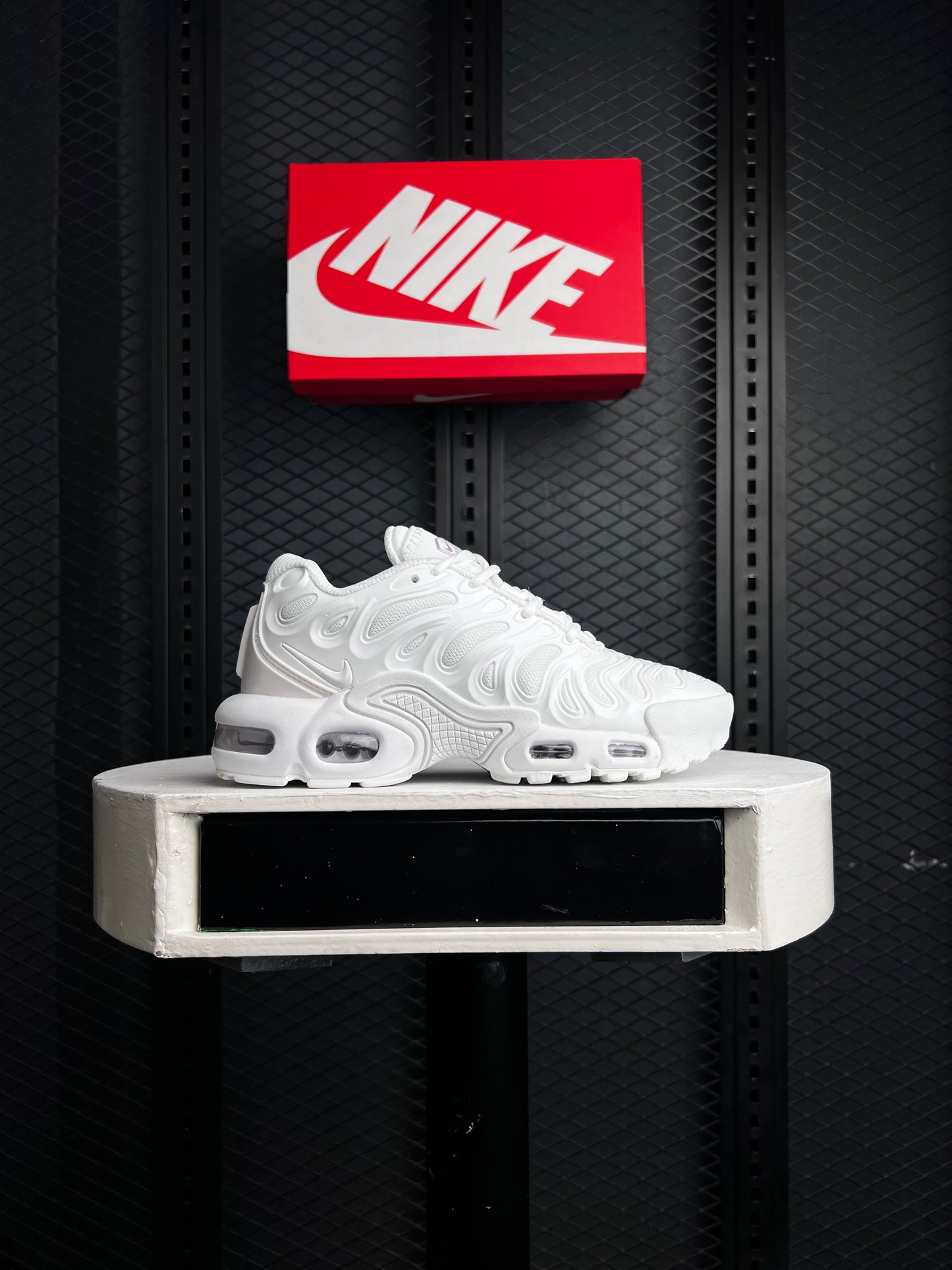 AIR VN Luxury Sneaker