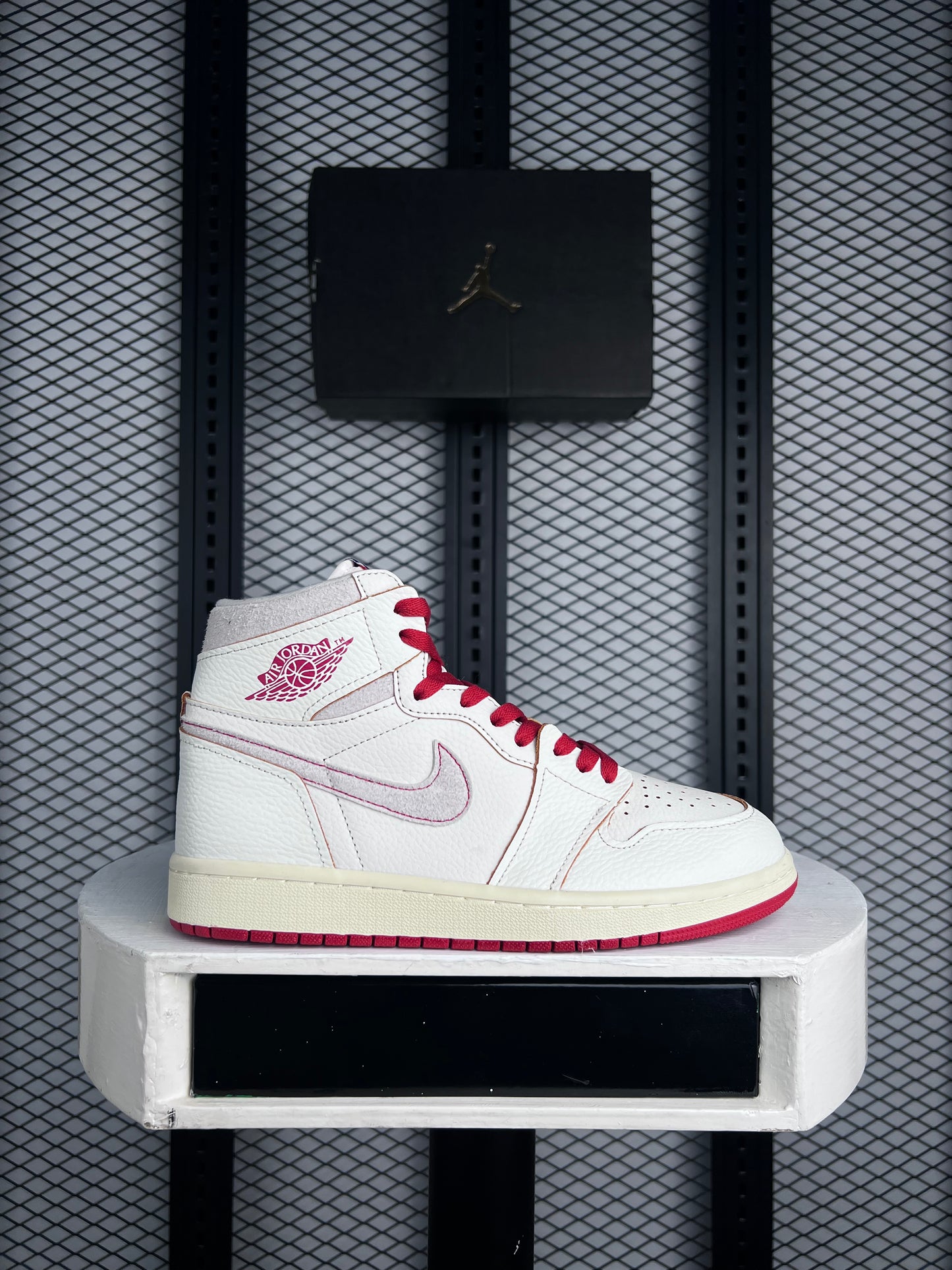J1 Lifestyle Sneaker