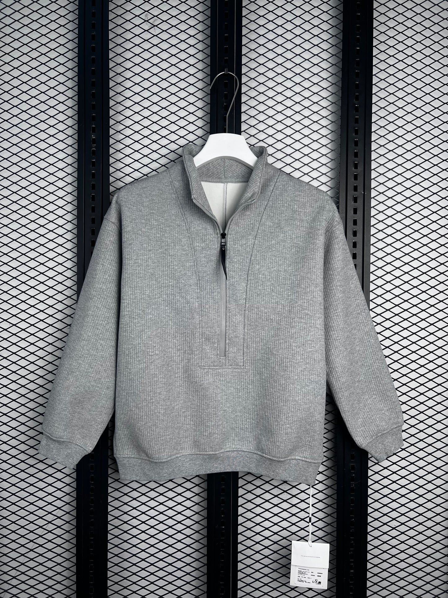 Men’s quarter zip knit shirt