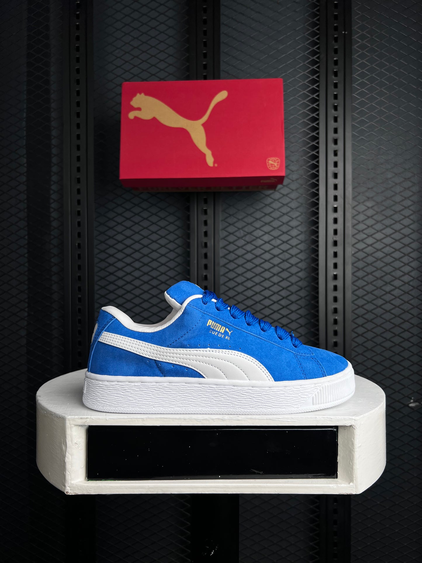 SUEDE Special Edition Sneaker