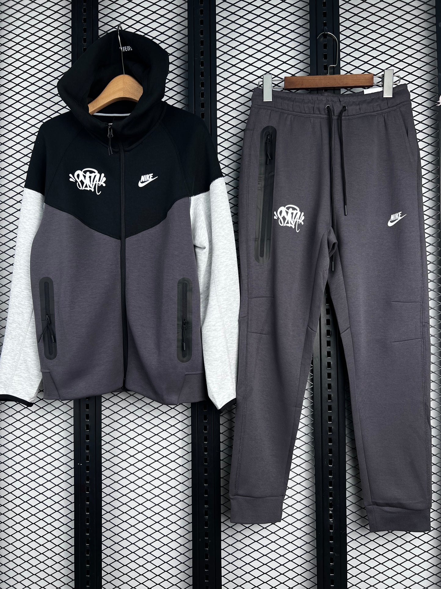Men’s hoodies tracksuits