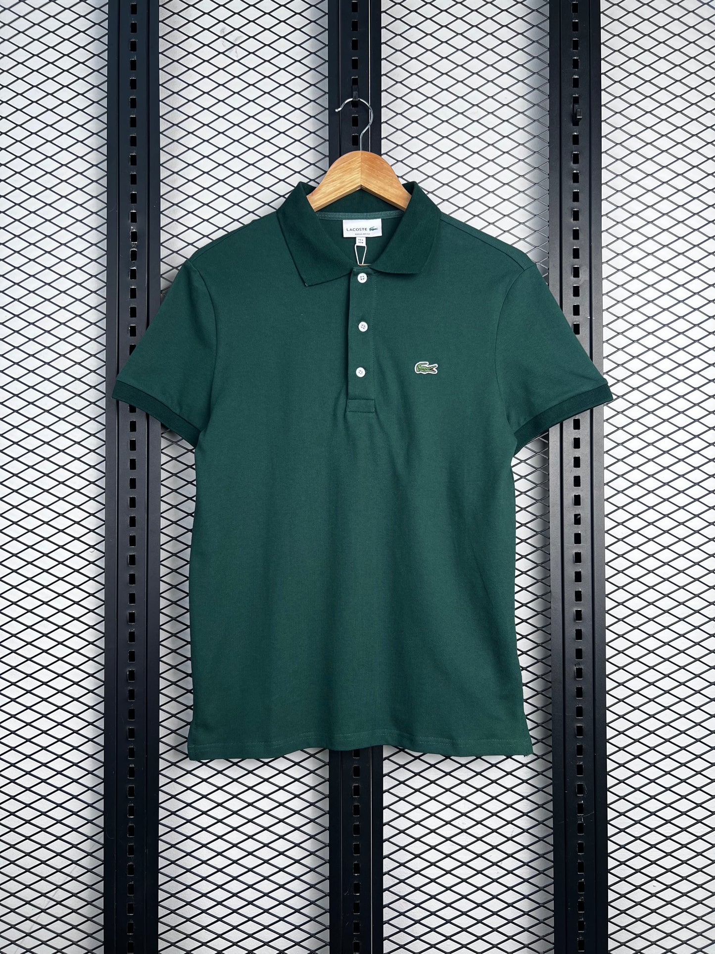 Men’s branded golf t-shirt