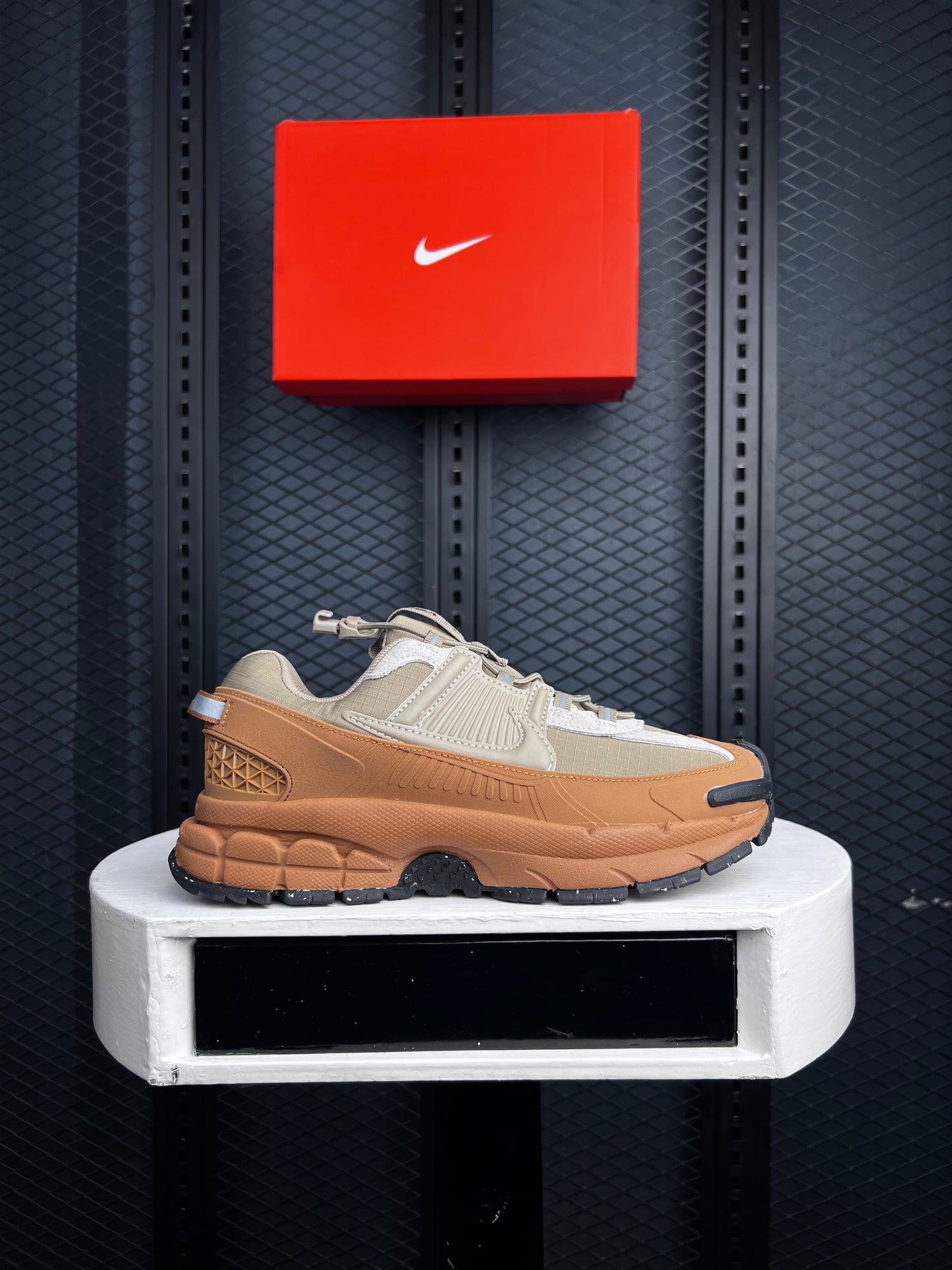 Special Edition Zoom Vomero 5