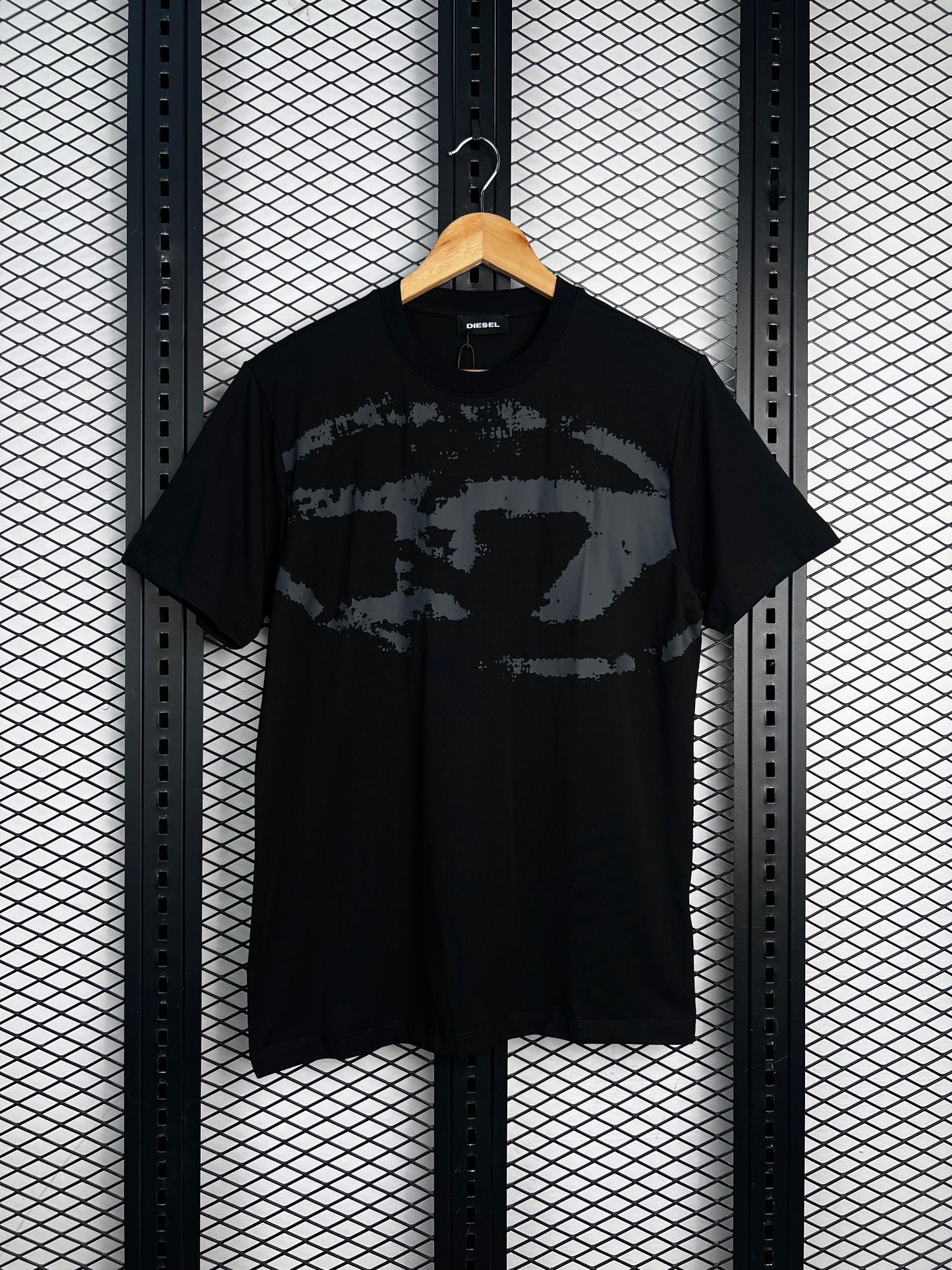 Men’s branded t-shirt