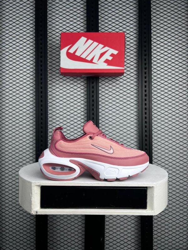 Textured textile runner in rose