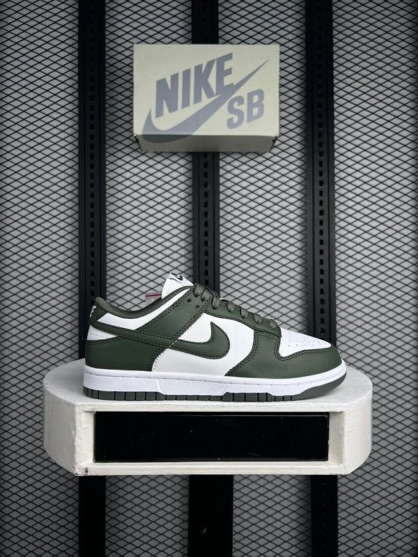 Olive-outsole two-tone leather low-top in forest and white