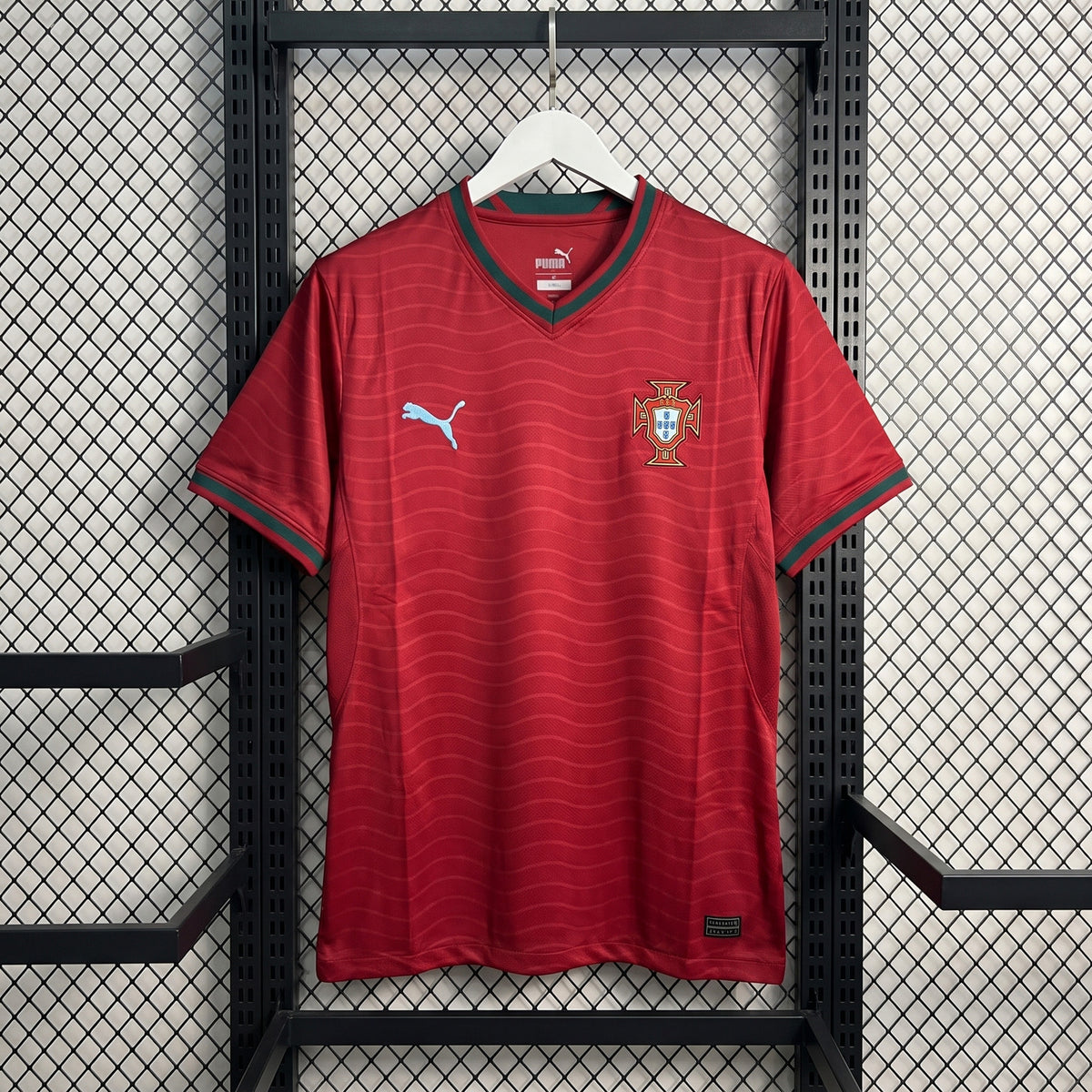 V-neck short-sleeve football jersey with wave texture