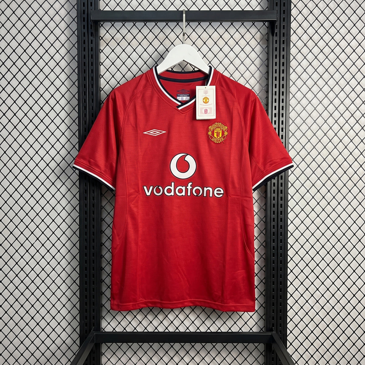 Glossy jacquard knit sports jersey in bright red