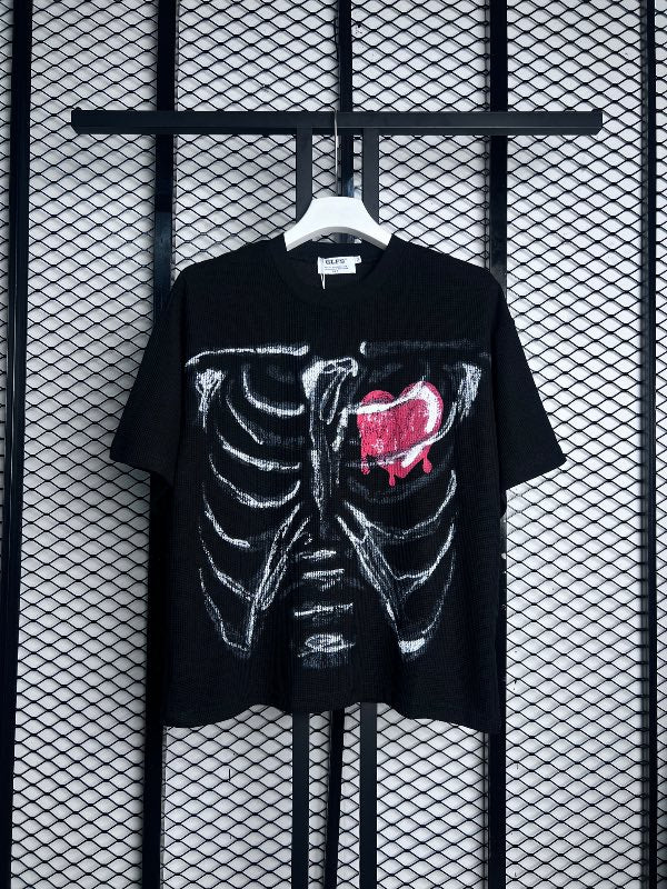 Textured-knit crewneck tee with skeleton ribcage graphic