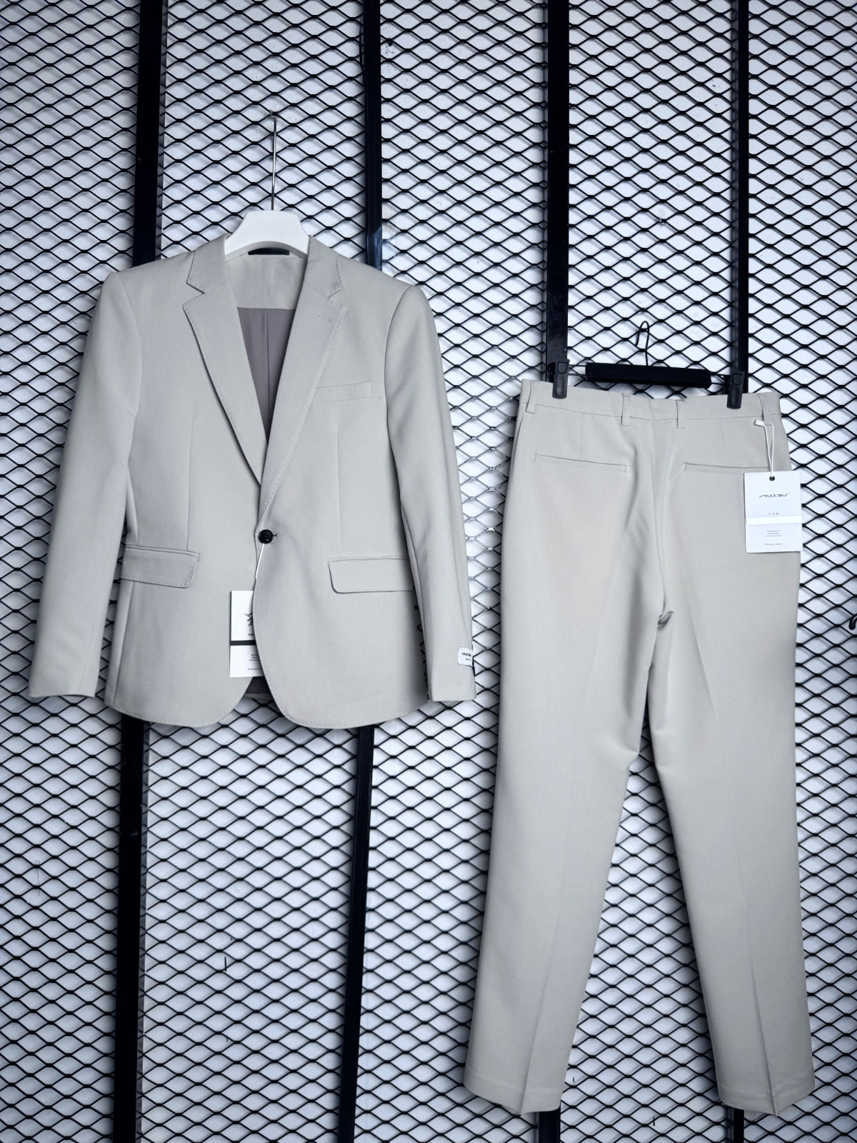 Men’s suit cream white