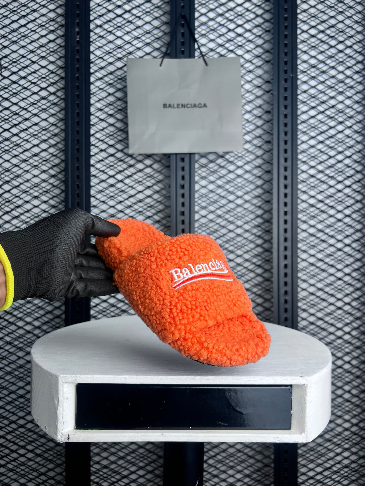 Furry slide orange