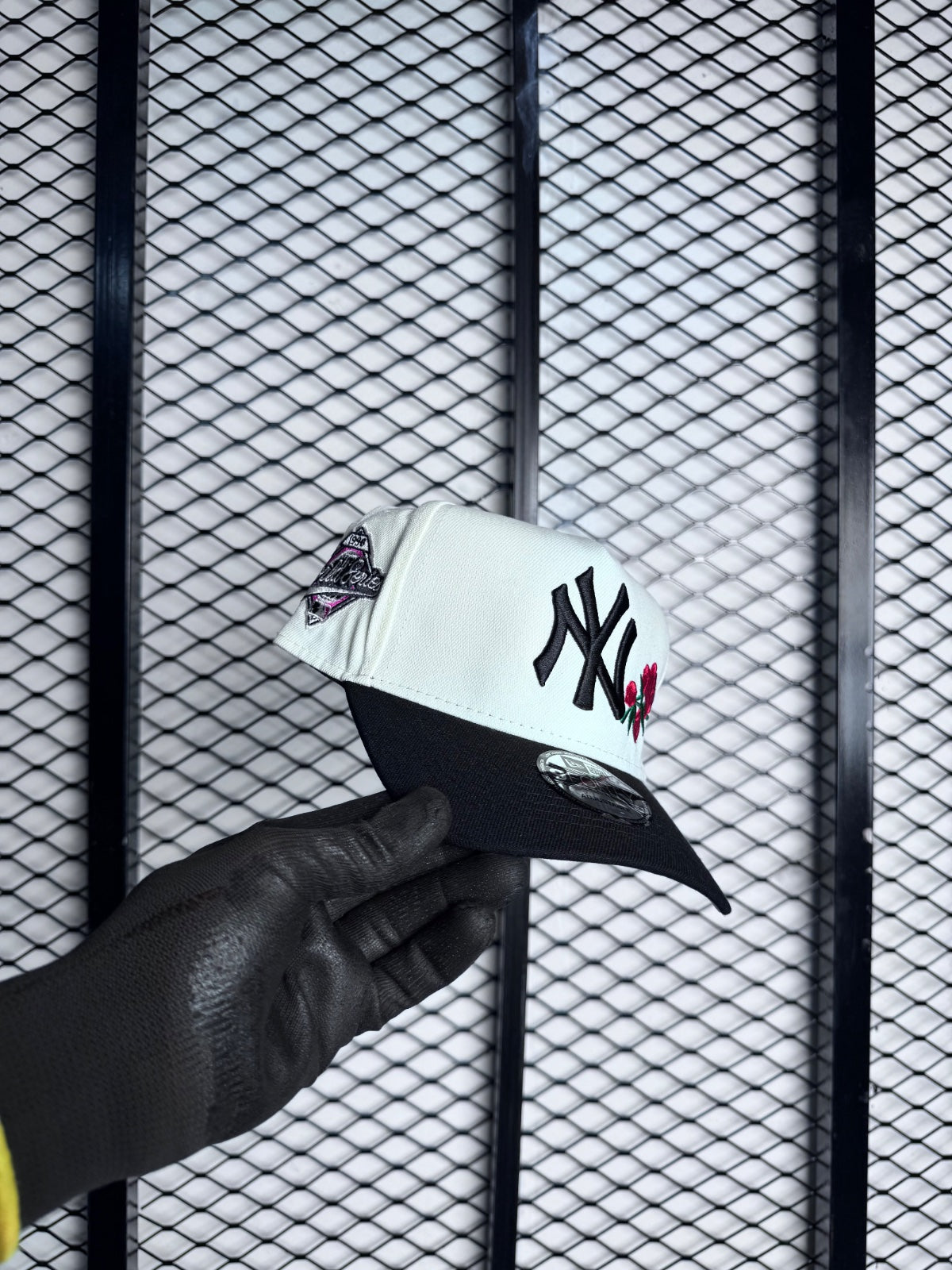 NY cap cream red and black
