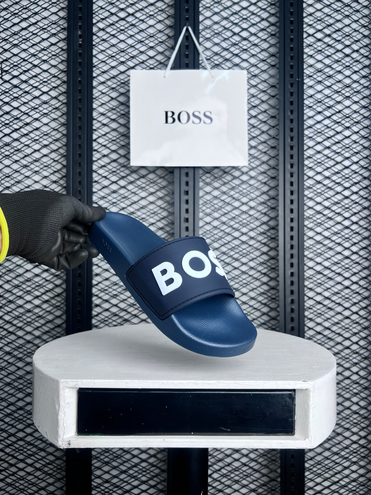Slide navy white