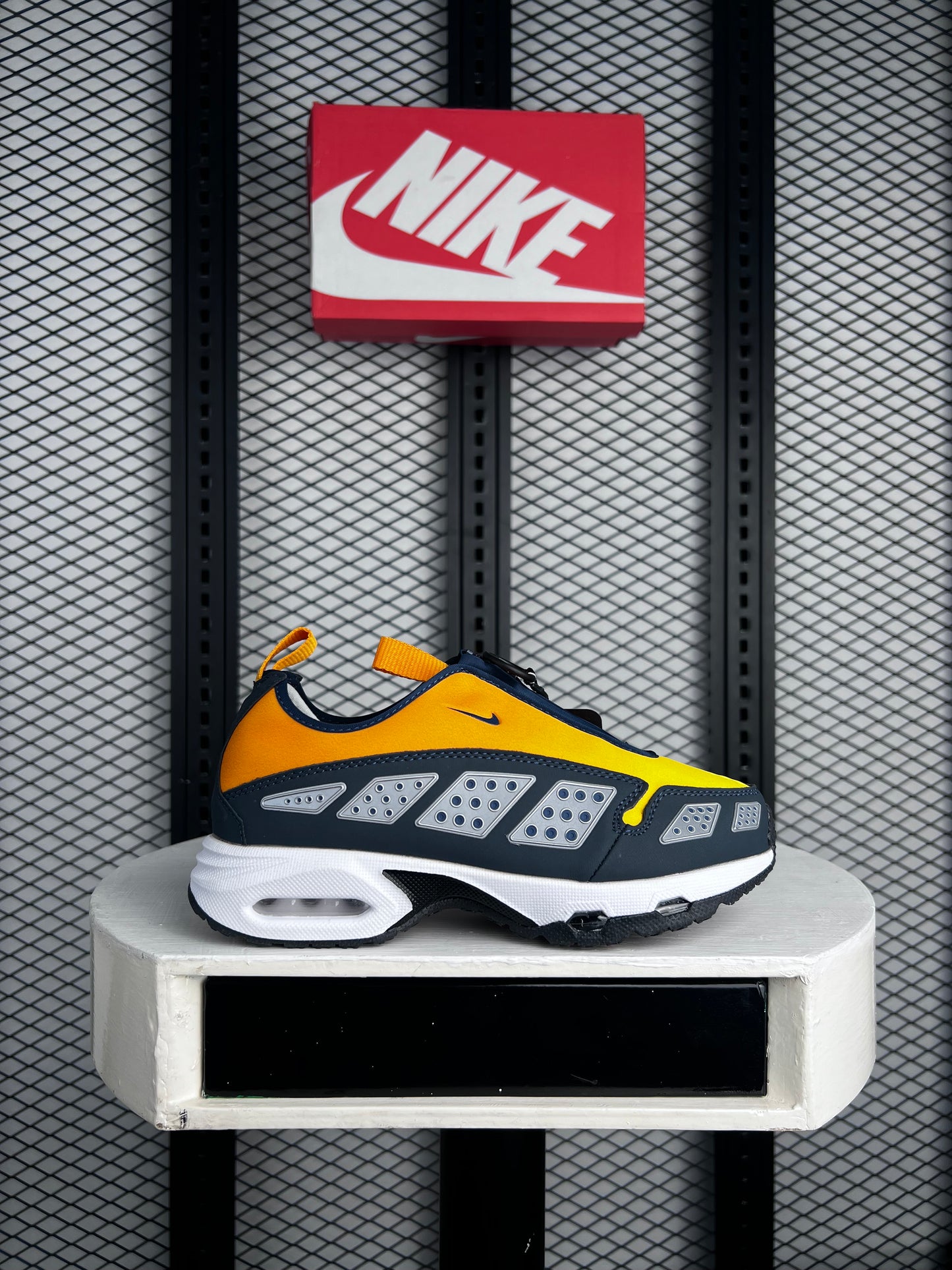 Air M New sneaker