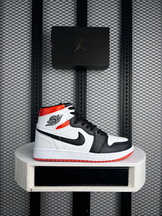 J1 Lifestyle sneaker