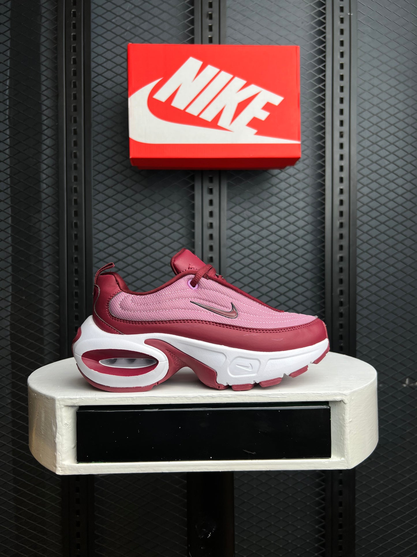 Air M Portal New Edition Sneaker’s