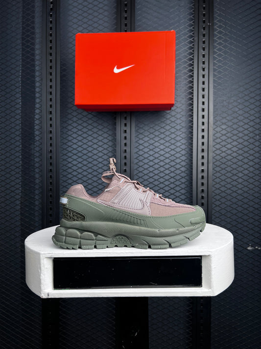 Special Edition Zoom Vomero 5