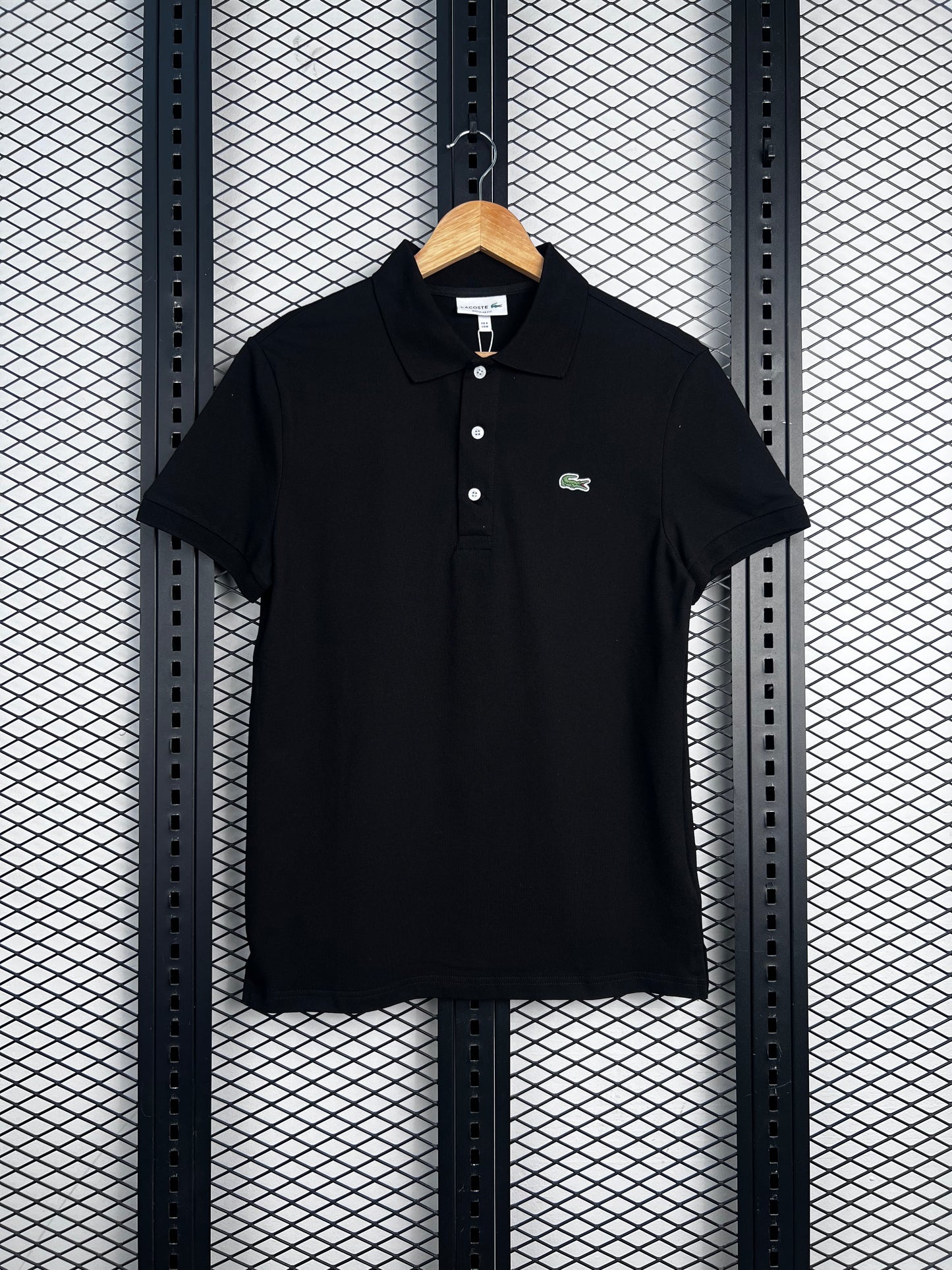 Men’s branded golf t-shirt