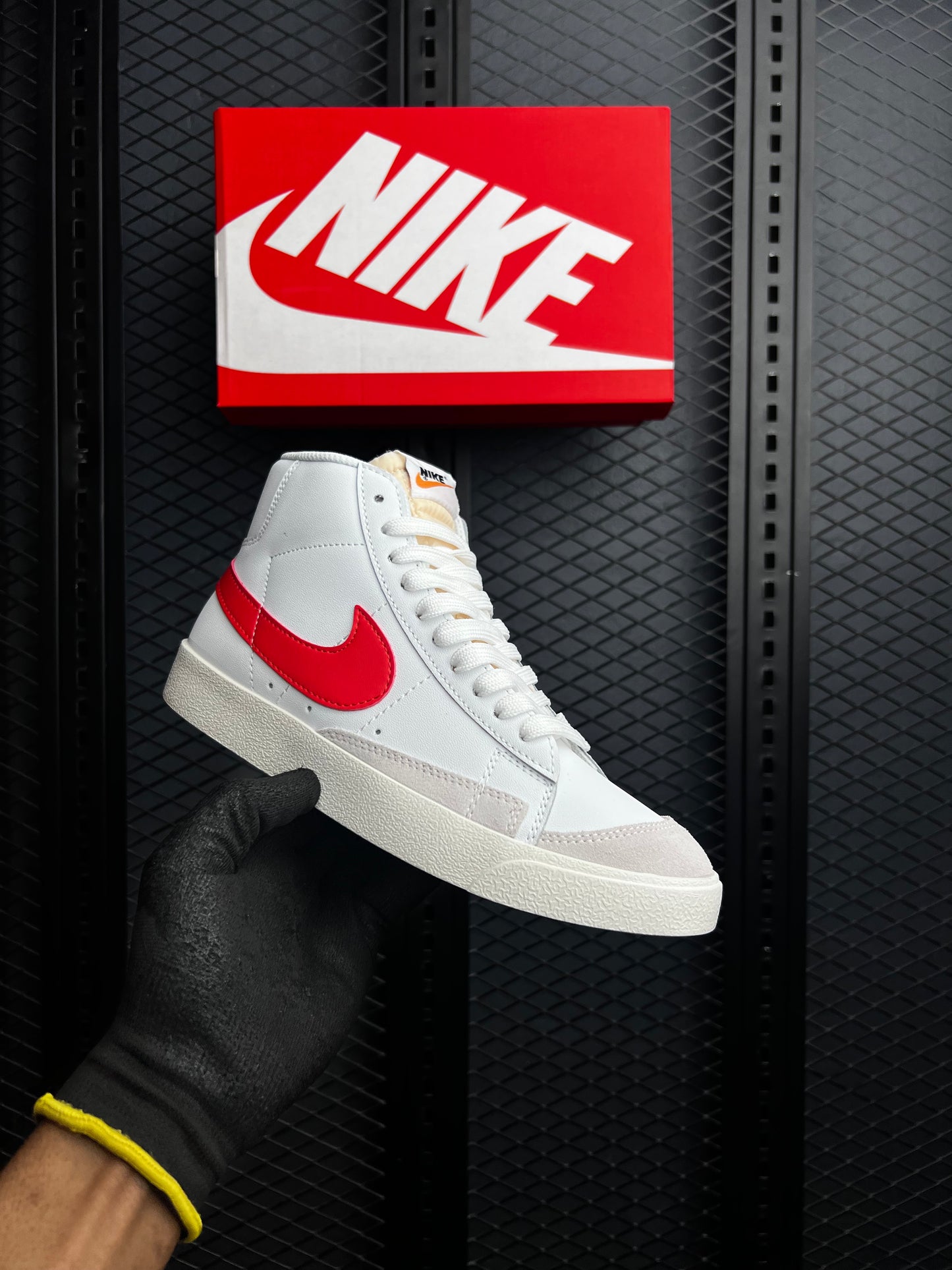 Blazer High Sneaker
