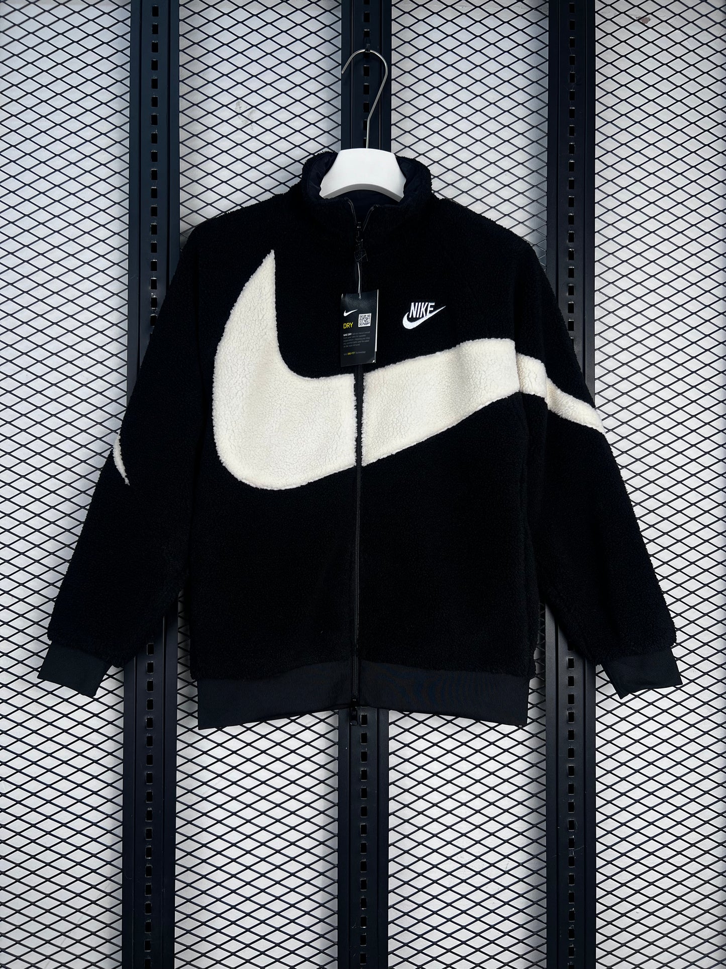 Men’s reversible swoosh jacket