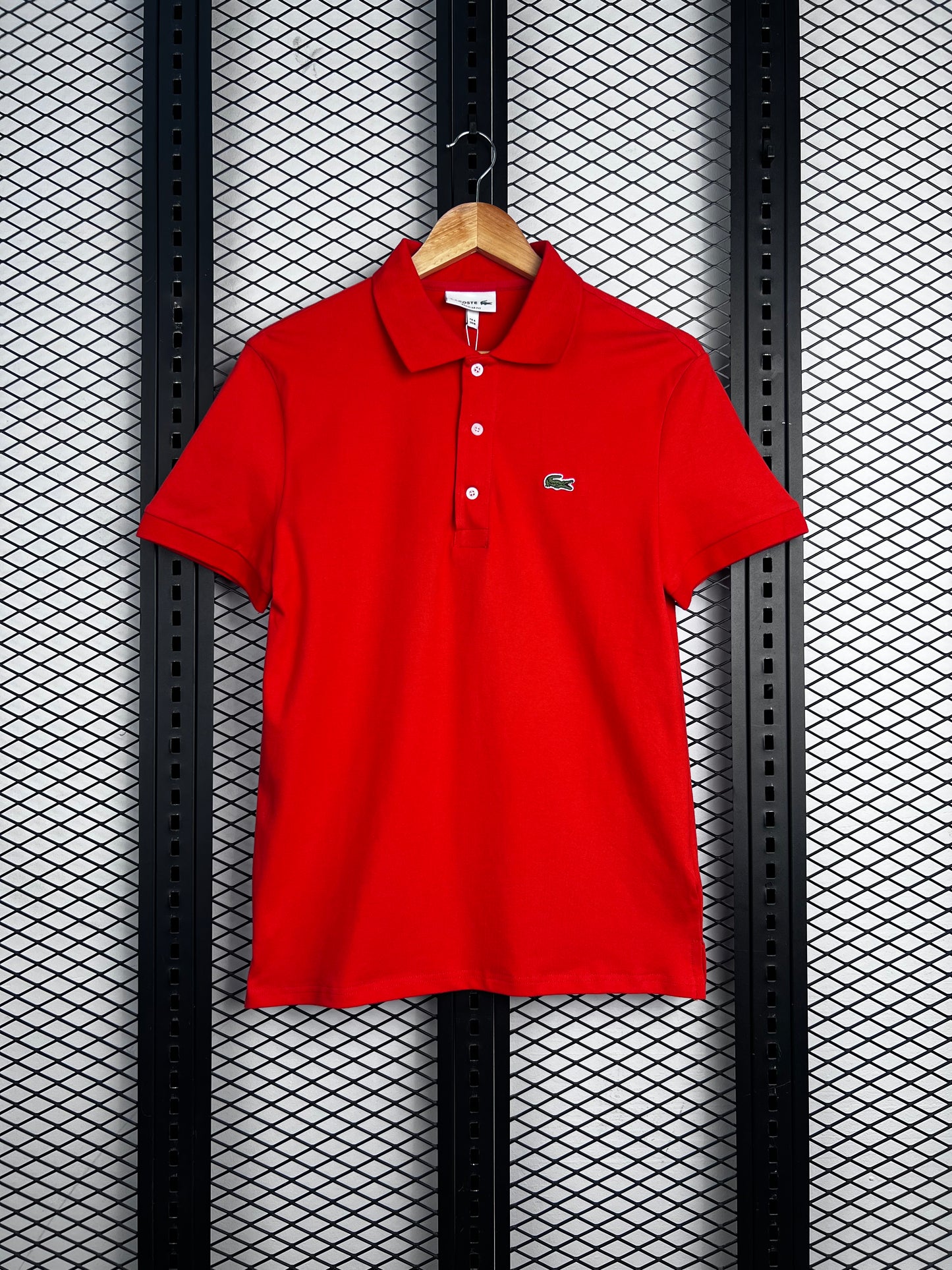 Men’s branded golf t-shirt