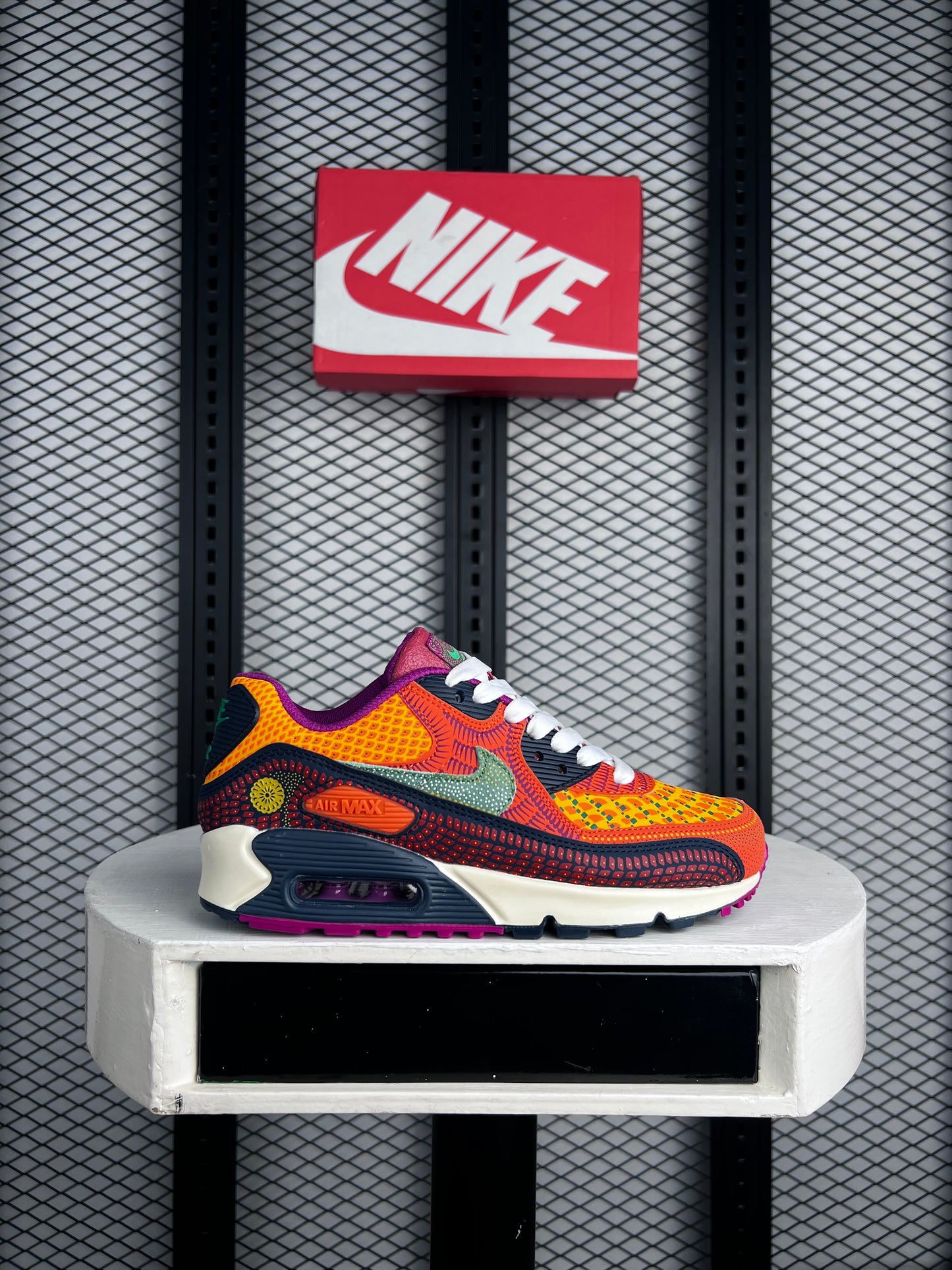 Special Edition sneaker