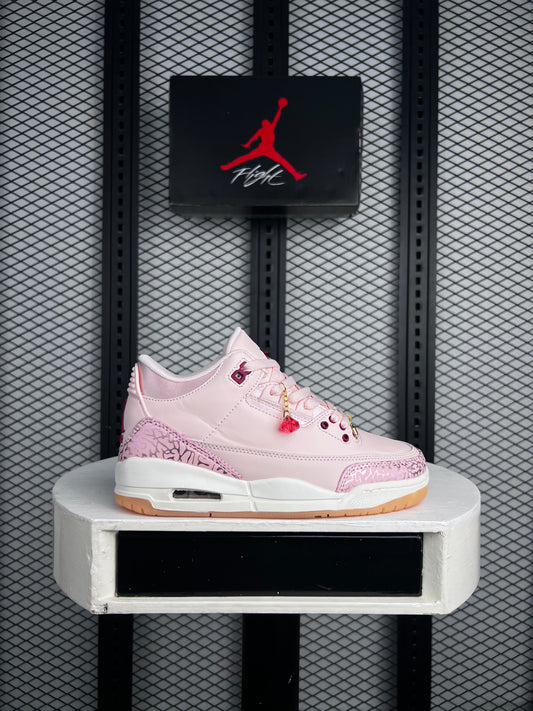 J3 lifestyle sneaker