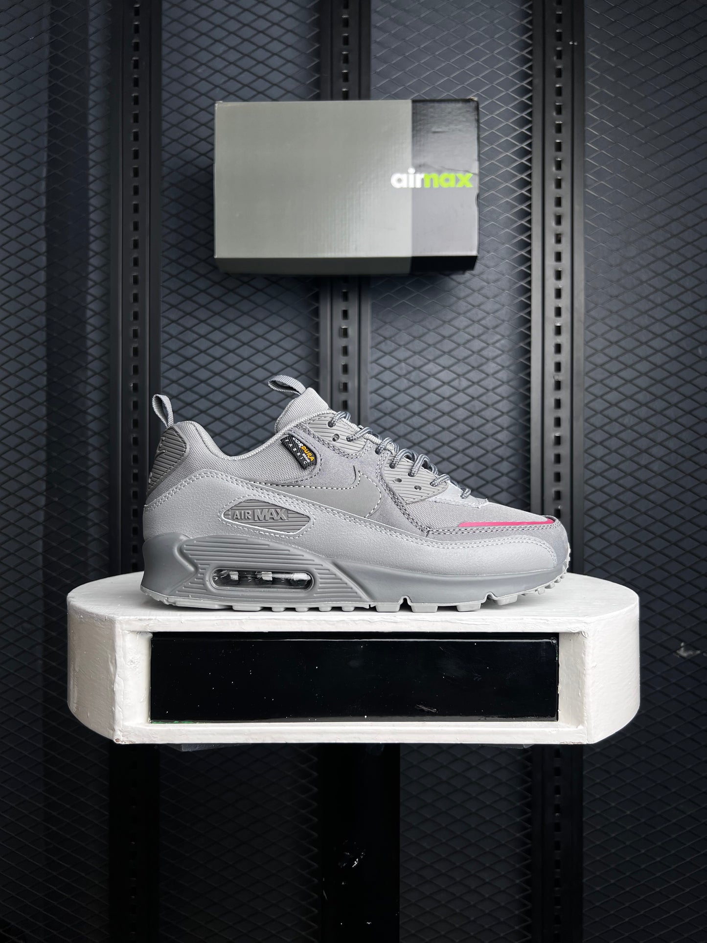 Air M 90 Plus Luxury Sneakers