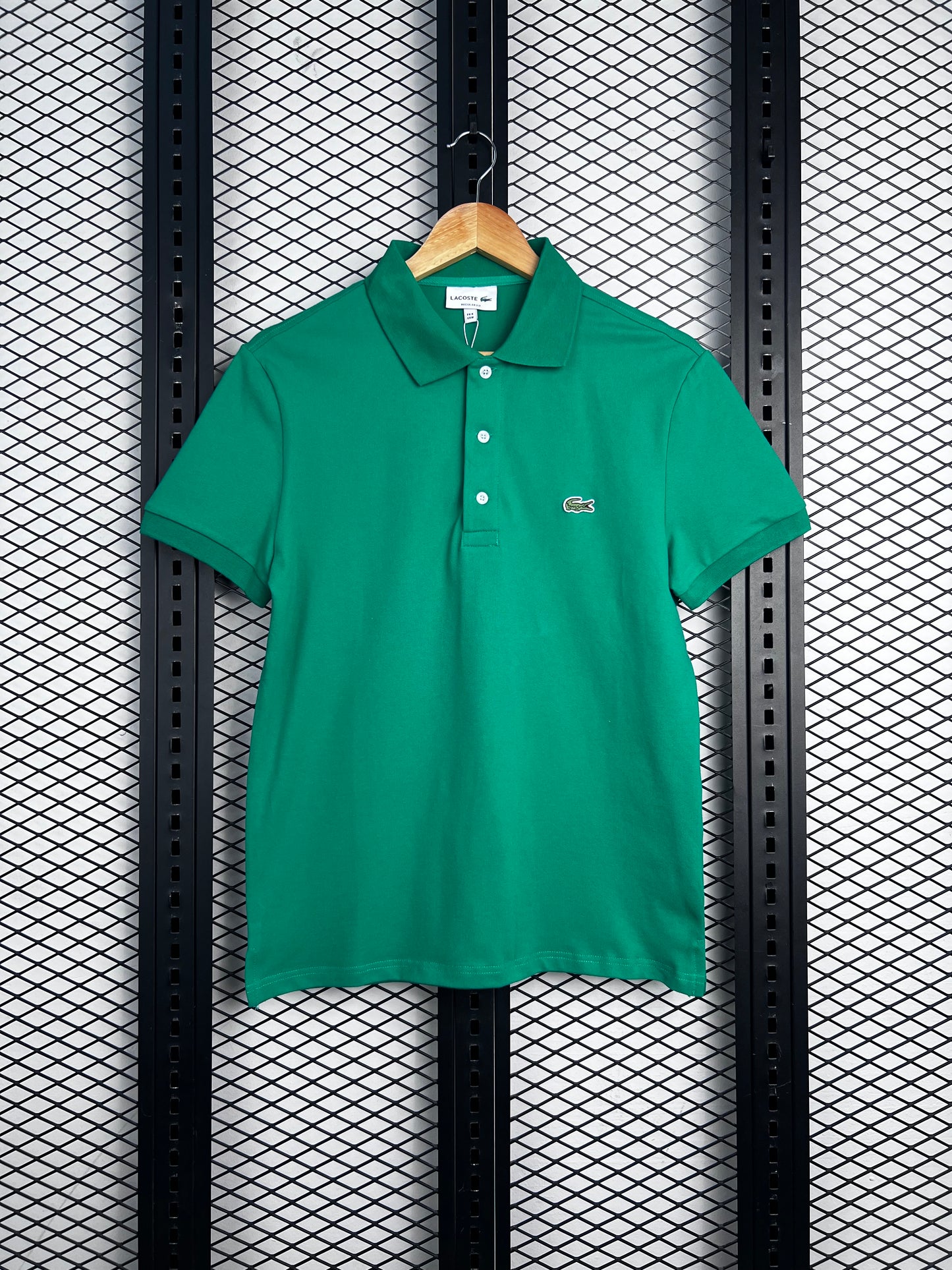 Men’s branded golf t-shirt