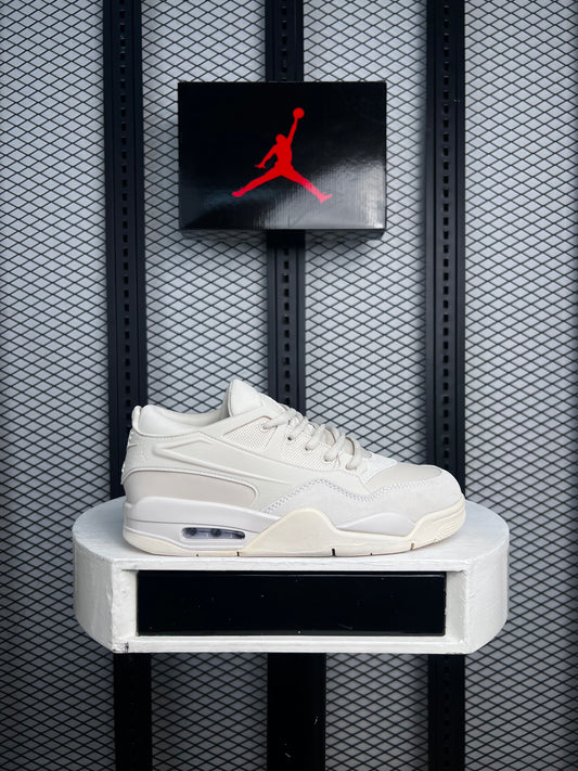 J4 RM lifestyle sneaker