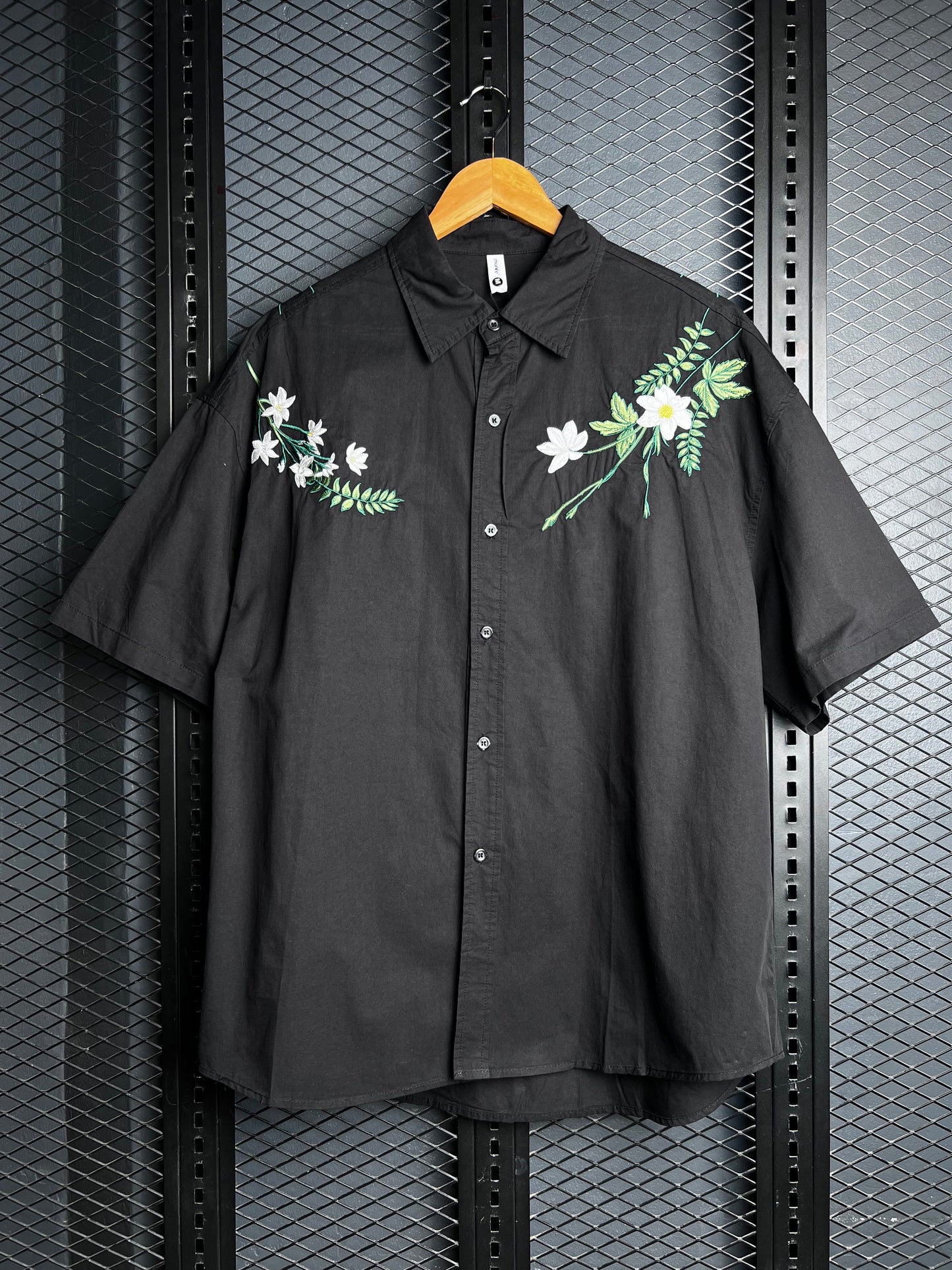Men’s Short Sleeve Shirt