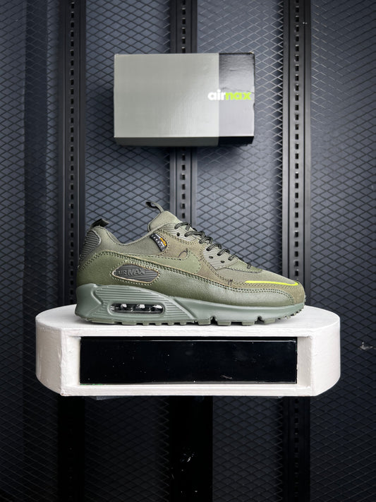 Air M 90 Plus Luxury Sneakers