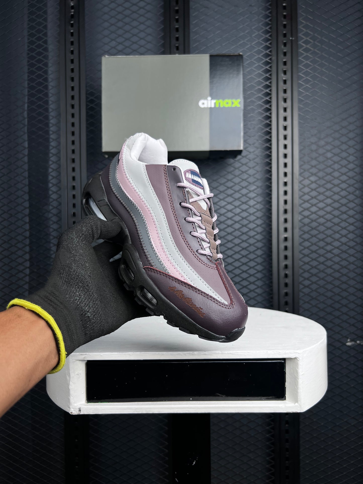 Air M 95 Luxury Sneakers