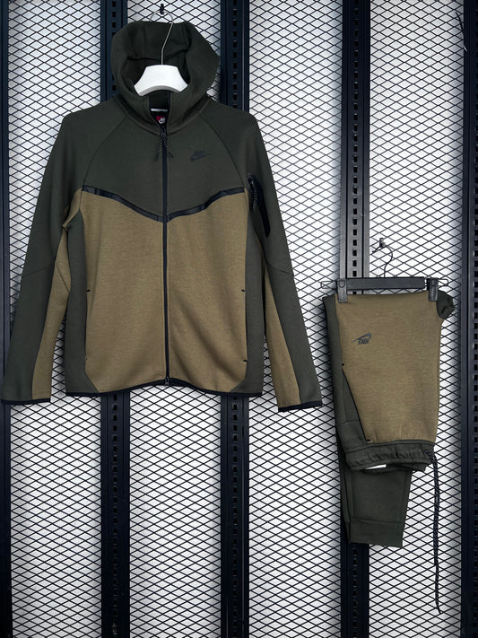 Men’s tracksuits tech fleece
