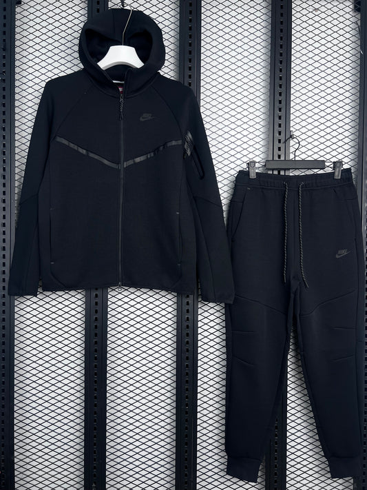 Men’s tracksuits tech fleece