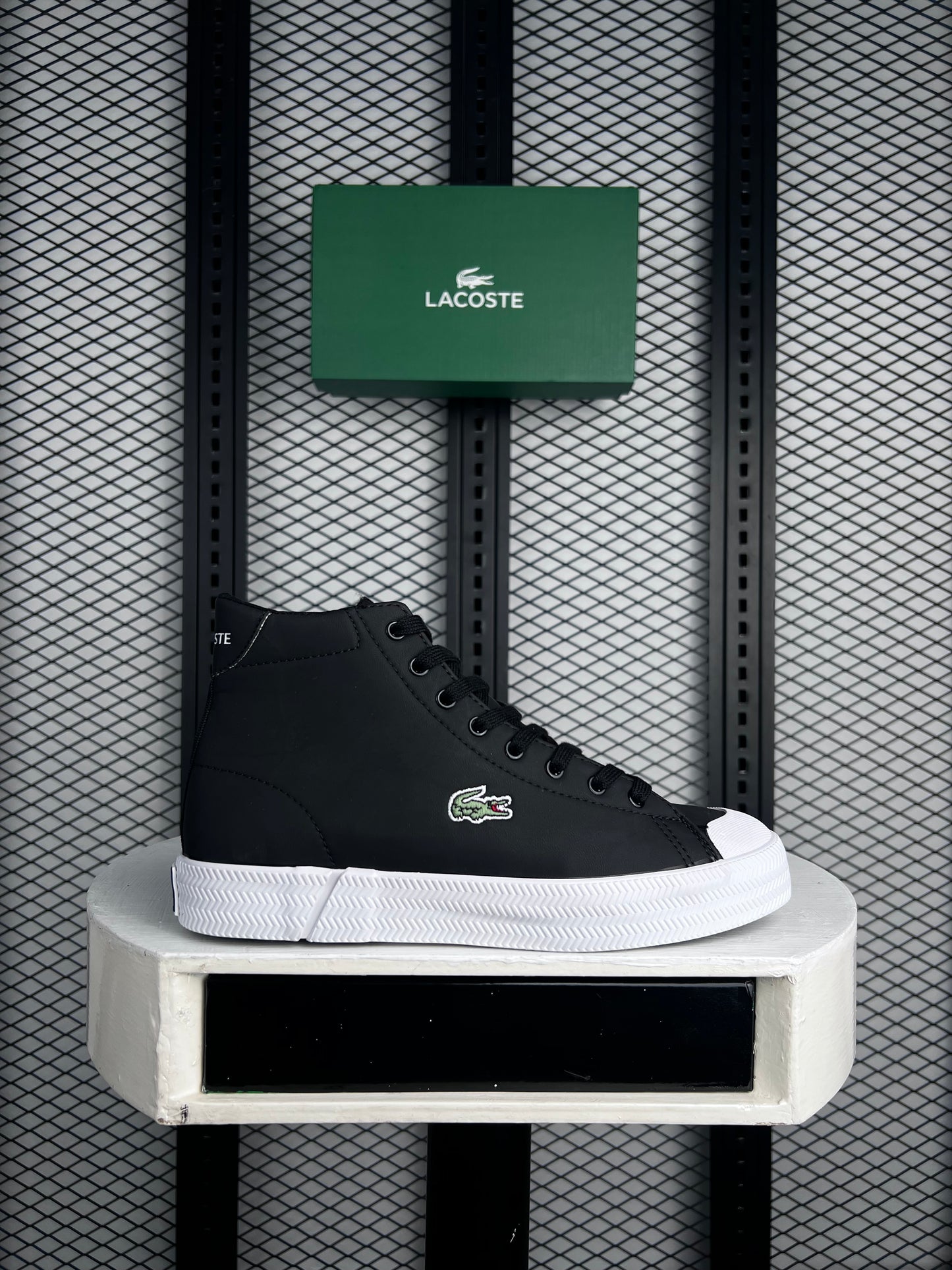 Special Edition Sneaker