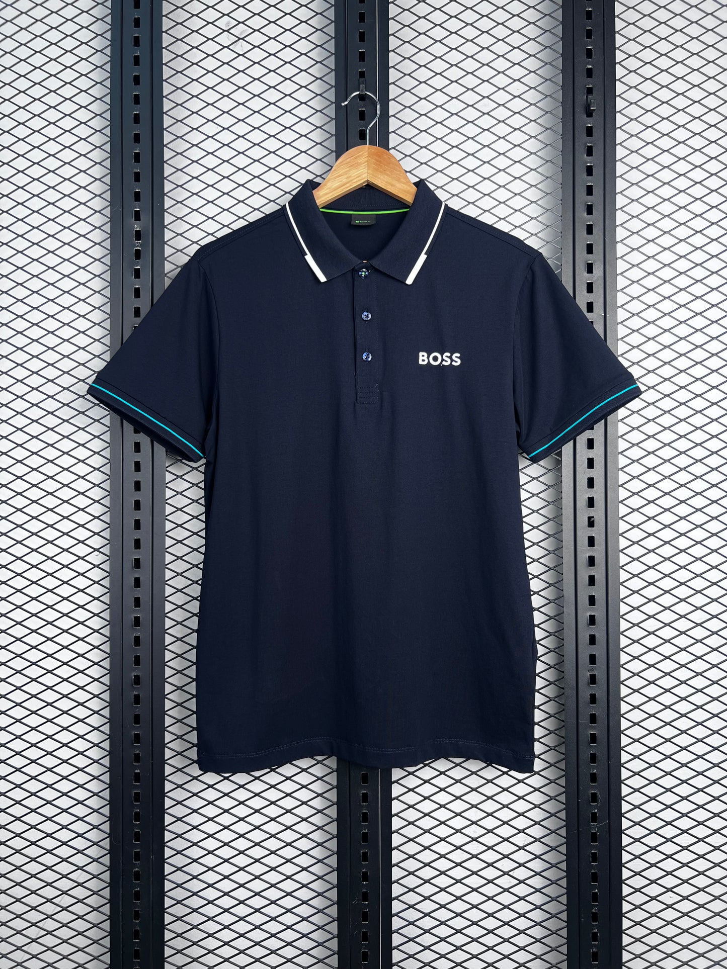 Men’s branded golf t-shirt