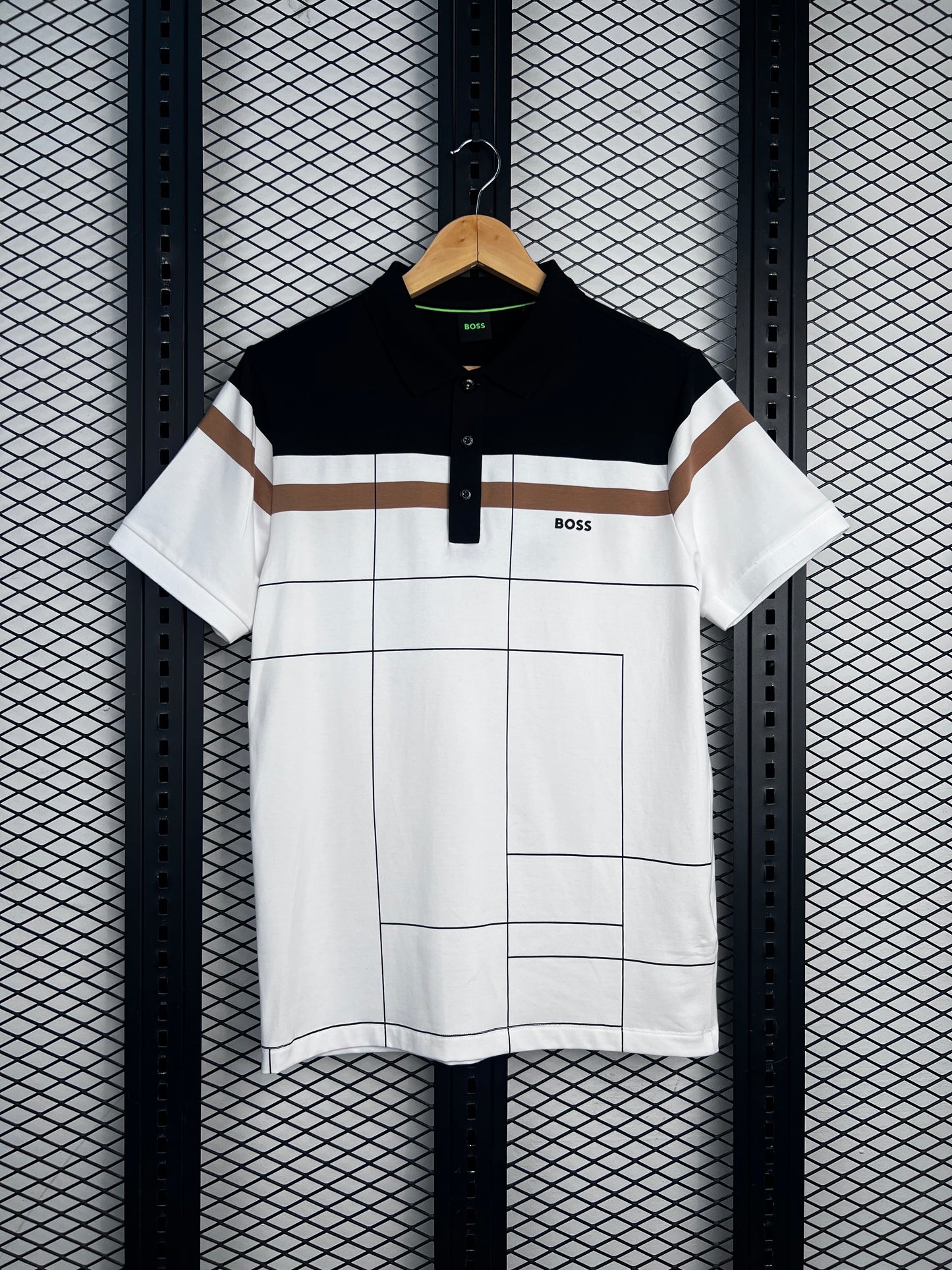 Men’s branded golf t-shirt