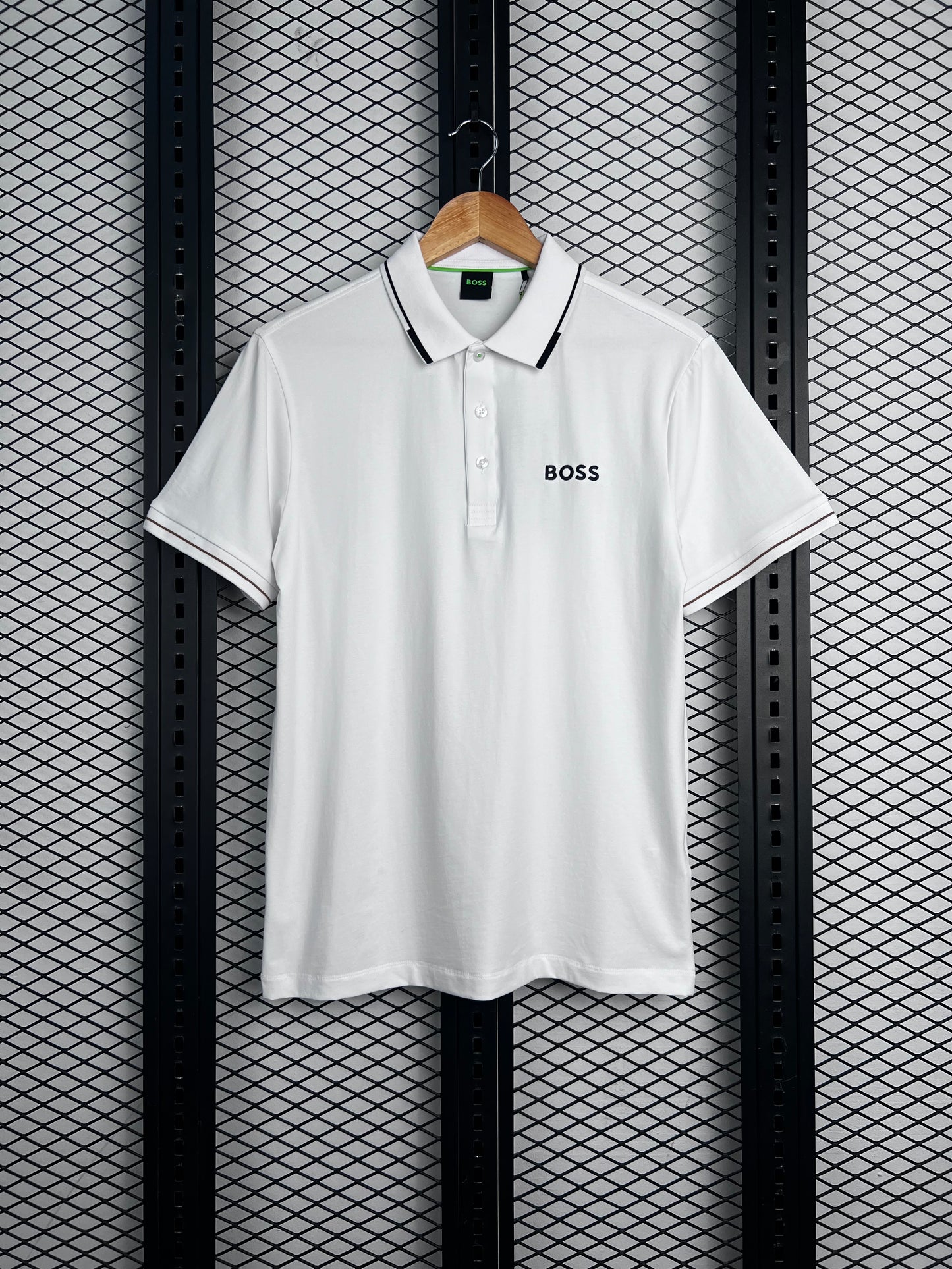Men’s branded golf t-shirt