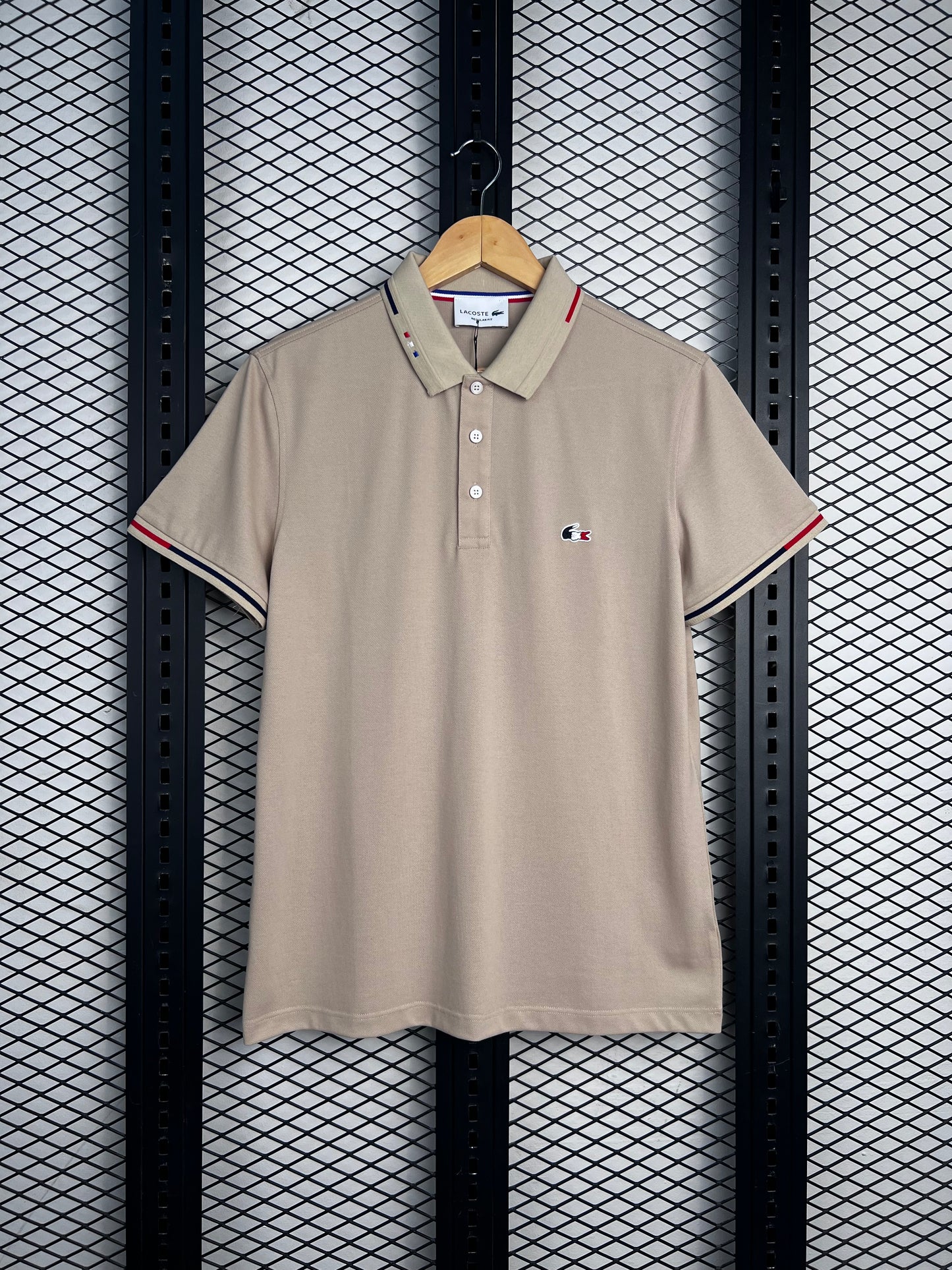 Men’s branded golf t-shirt
