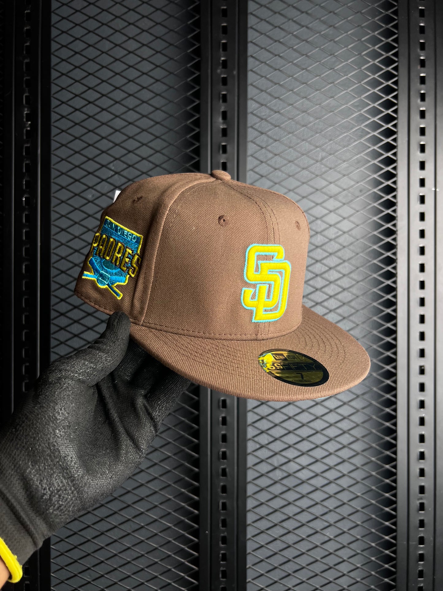 59 New Era  Flat Caps