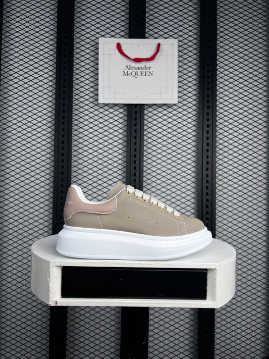 Ladies Luxury sneaker